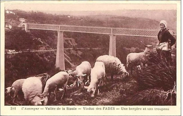 63.Vallee De La Sioule.viaduc Des Fades.une Bergere Et Son Troupeau