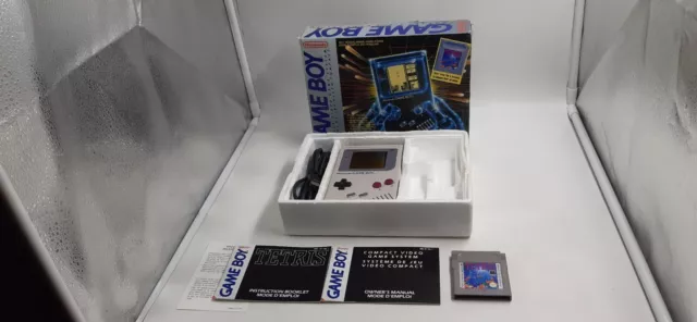 Console Nintendo Game Boy en boite et notice version FAH