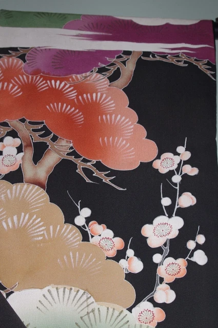Dramatic Antique Vintage Japanese Kuro Furisode Kimono Hikifurisode Taisho Showa 17