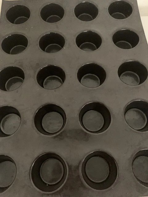Sasa Demarle Flexipan FP3051 - Muffins 24 Indents