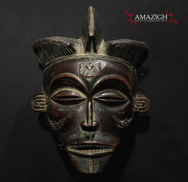 Old Chokwe Mask - Pwo - DR Congo