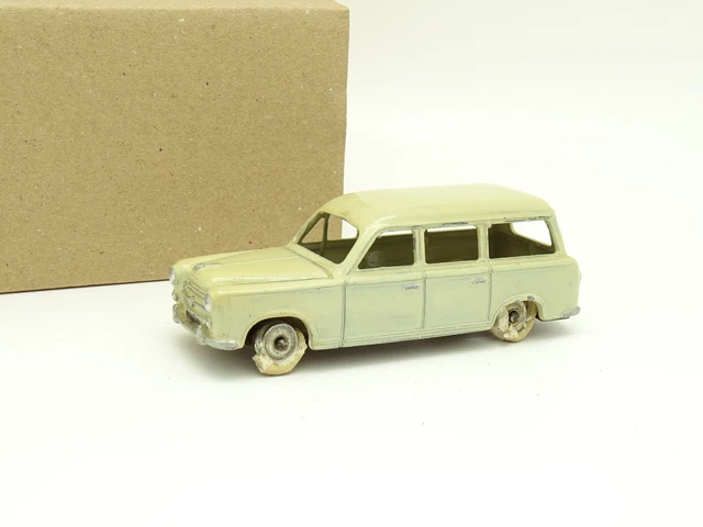 VOITURE MINIATURE FREGATE Cij EUR 30,00 - FR