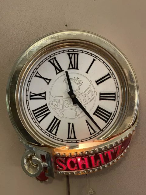 Vintage Wall Lighted Schlitz Beer Clock good working condition