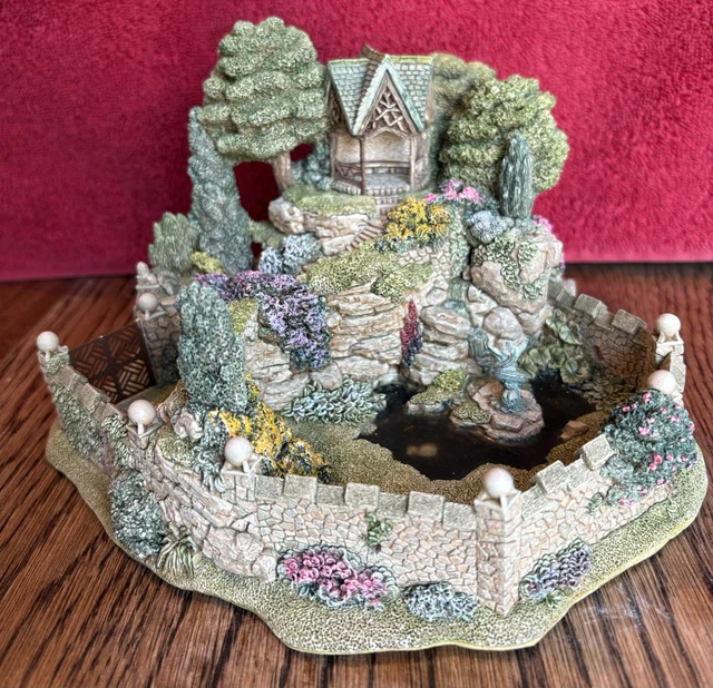 LIMITED EDITION 2002 Lilliput Lane Gypsy Encampment At