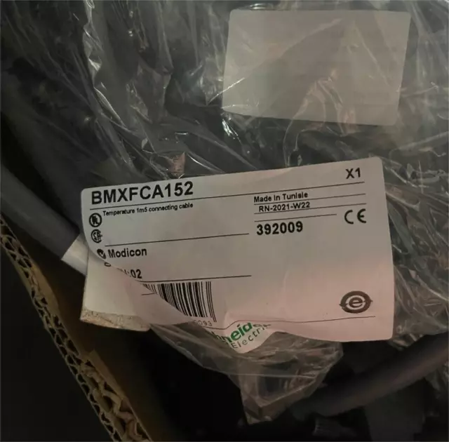 1pcs Schneider PLC Cable BMXFCA152