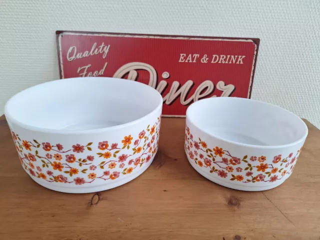 2 saladiers Arcopal France petites fleurs orange Vintage 70's