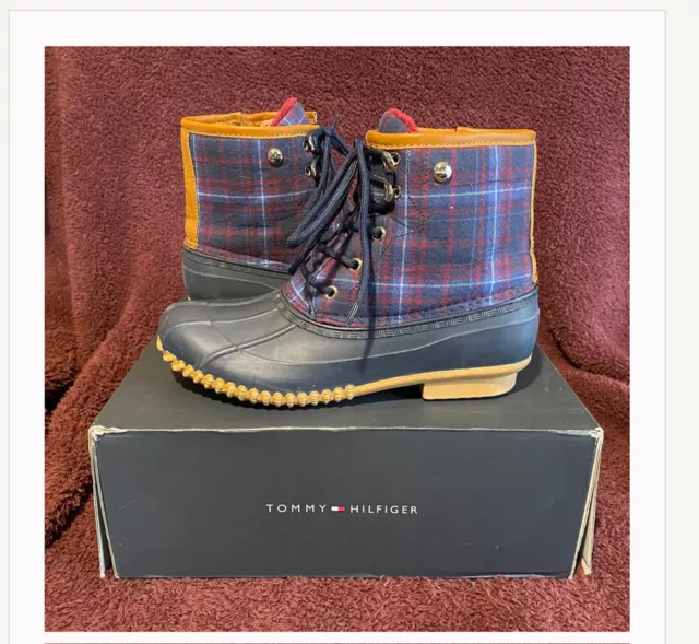 Tommy hilfiger roan sales duck boots womens