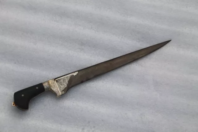 old rare Mughal Islamic rajput silver damascened pesh-kabz dagger Damascus blade