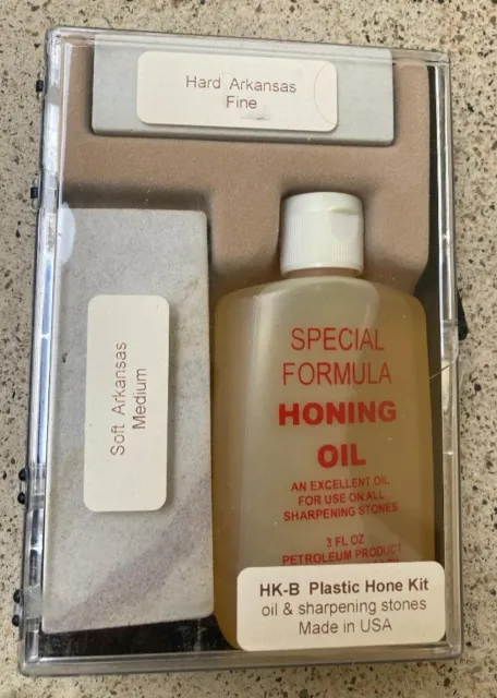 Arkansas Stone Kit -Soft & Hard Arkansas stones with 3 oz oil in a plastic box