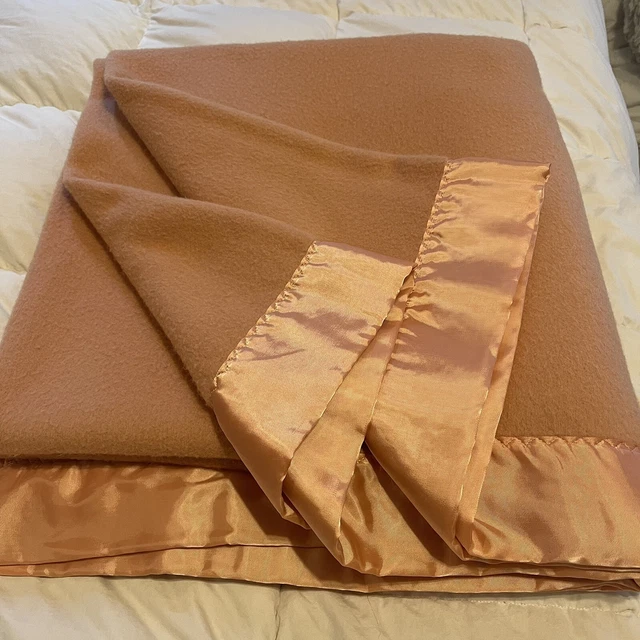 Fieldcrest acrylic blankets 2025