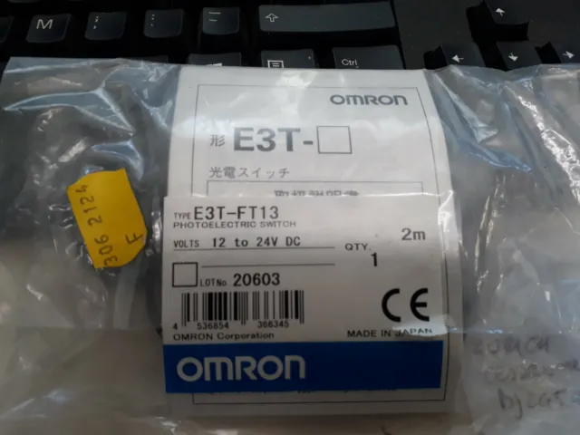 Omron E3T-Ft13 Sensore Interruttore Fotoelettrico E3Tft13 12-24Vdc 2M
