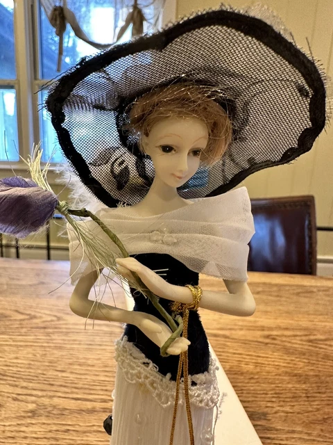 Duck House heirloom tassle doll