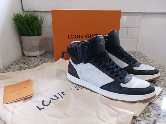 Louis Vuitton Rivoli Sneaker Boot (1A9J59)
