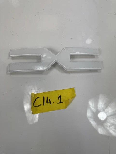 FRONT GRILLE BUMPER Badge / Emblem For Dacia Logan / Sandero / Duster