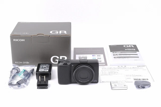 [Unused / Top Mint+] RICOH GR IIIx 24.2 MP Compact Digital Camera Black #04