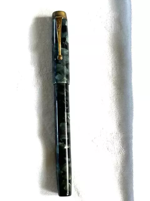 Vintage Conway Stewart Blue Marble Lever Fountain Pen no 226 14K gold nib