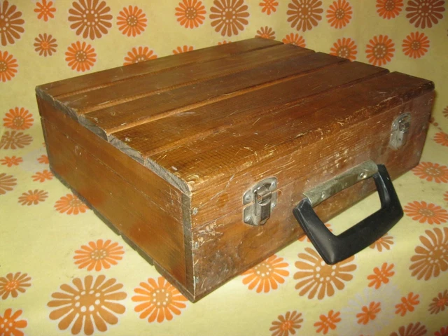 Vintage petite valise rigide de
