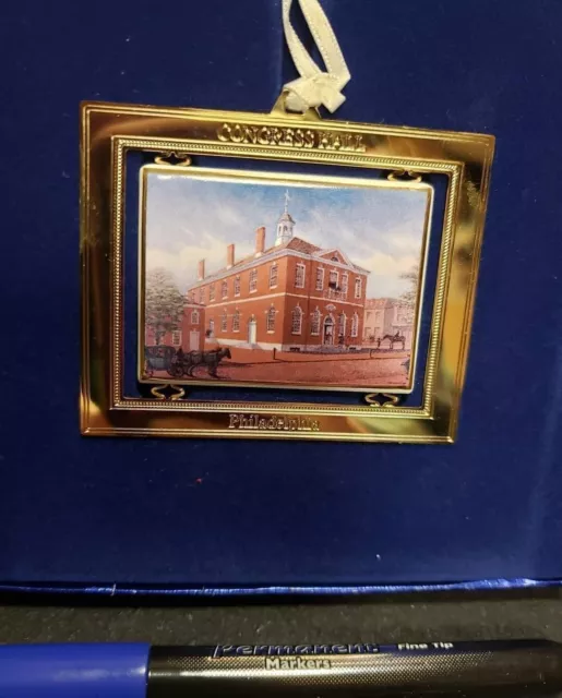 The Official 1999 United States Congressional Holiday Ornament  Congress Hall