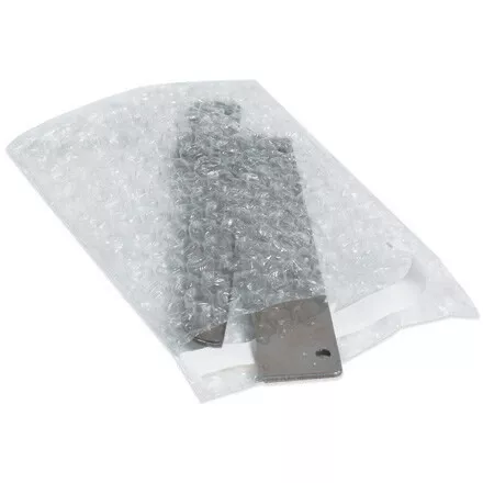 Versatile Protection: 250 Self-Seal 6x8.5" Bubble Pouches