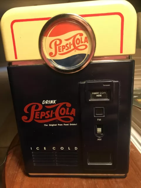 Pepsi Cola 1998 VTG Ice Cold Vending Machine AM/FM Transister Radio