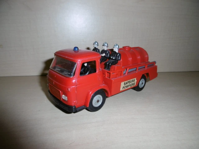 Renault semi citerne Pompiers SOLIDO