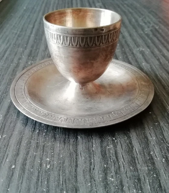 ANCIEN XXÈME ASSIETTE, coupelle en étain décors de 3 fleurs de lys Mao pon EUR 20,00 - FR