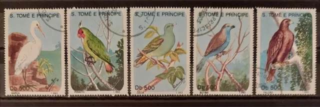 Timbres Oiseaux Saint Tomé 1993