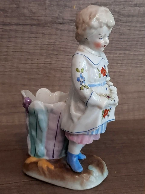 Pirogène Enfant En Porcelaine Allemande – Saxe Meissen 10,5 Cm – Vintage