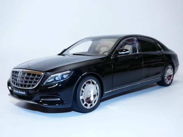 Miniature AUTOart 1/18 – Mercedes Maybach Classe S S600 – Argent – Comme Neuve