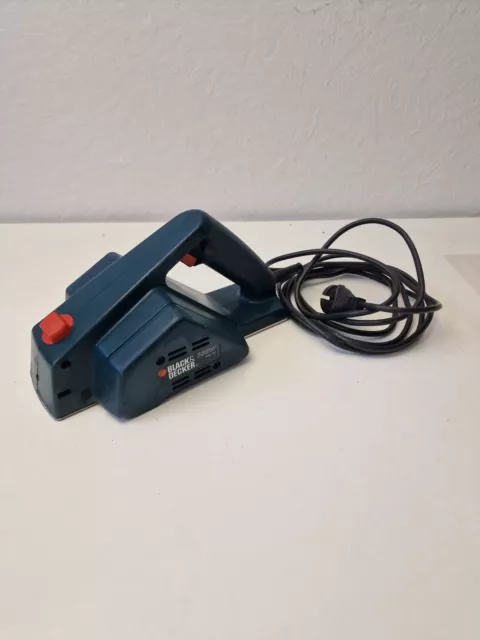 black decker Kw 710 Elektrohobel ,330watt ,19000 Umdrehung Pro Minute  ,82mm