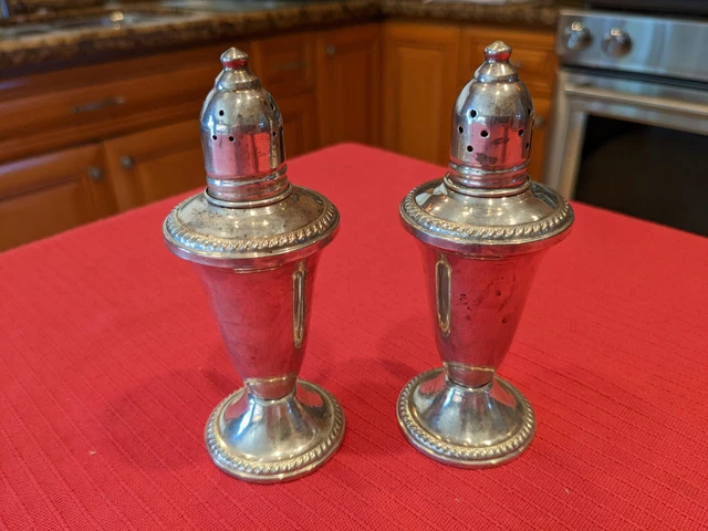 Set (2) Duchin Sterling Silver Salt & Pepper Shakers  "Nice Condition"