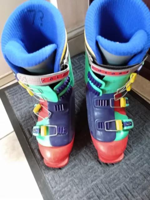 unusual retro NORDICA 4 clip ski boots multi-coloured  Adult/teenager size 7 2