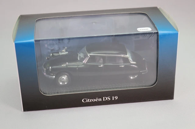 LE6906 NOREV ATLAS 1/43 Citroen DS19 De Gaulle 1962 Voitures chefs Etat 2