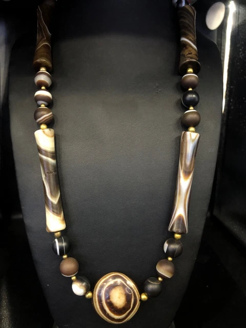 Beautiful old ancient agate evil eye beaded pendant necklace