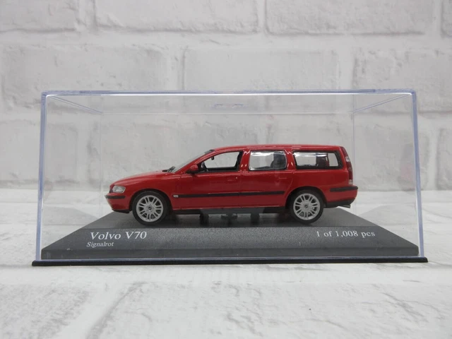 MINICHAMPS VOLVO V70 Grenzwache Schweiz 1 43 Scale Model Limited