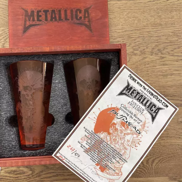 METALLICA super rare limited edition glass with serial number card included