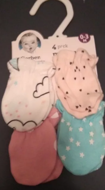 Gerber 4 Pack Baby Girl Scratch Mittens Gloves 0-3 Months.Hearts &Stars*NEW *