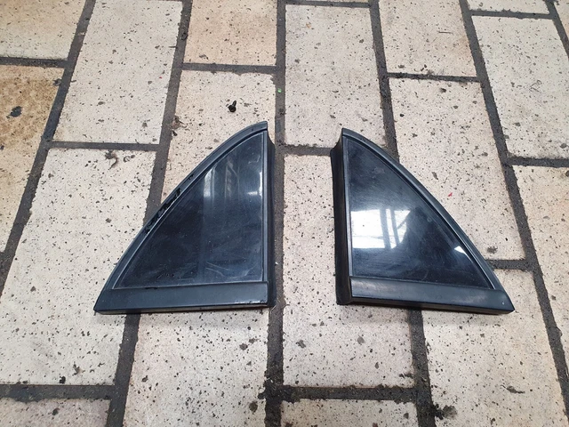 RARE 88 89 90 91 HONDA CRX SI REAR right BACK CORNER WINDOW TRIANGLE EE8 EF8 ED9