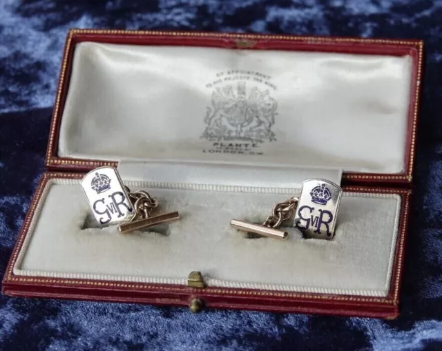 King George VI Coronation Cufflinks 9ct gold 1937