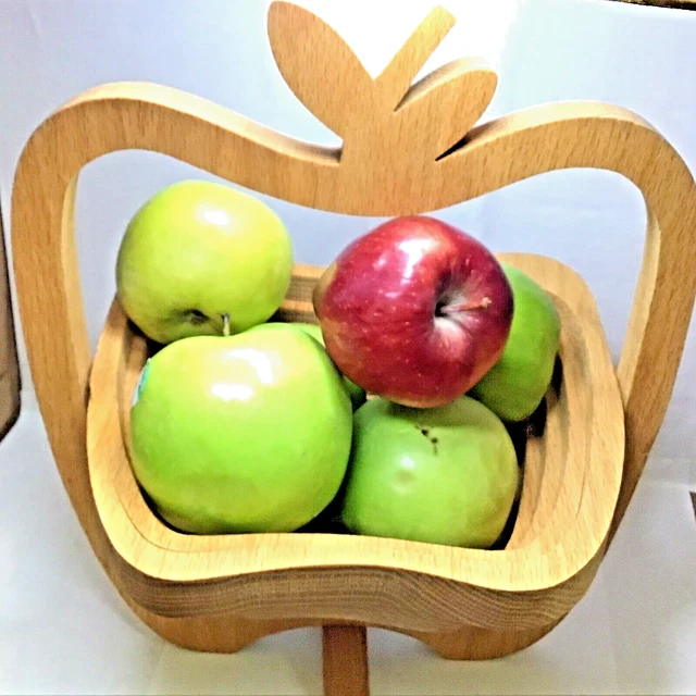 John Keim Carved Wooden Trivet/Basket - Apple Shaped (Collapsible)
