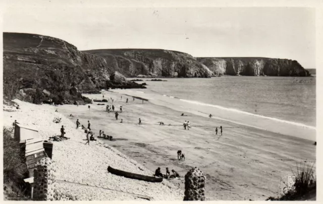 CPSM PF 29 - CAMARET (Finistère) - 50. L'Arrivée à la Plage des Tas de Pois