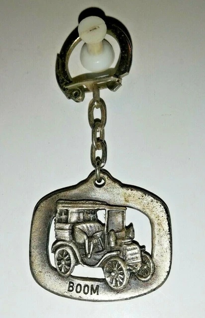 Porte clés métal années 60 / 70 : BOOM  -  PANHARD LEVASSOR 1899 - Métargent