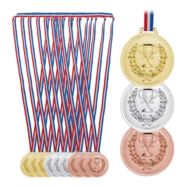 https://www.picclickimg.com/0zYAAOSwVUZkEG4G/Set-12-medagliette-plastica-medaglioni-medaglie-oro-argento.webp