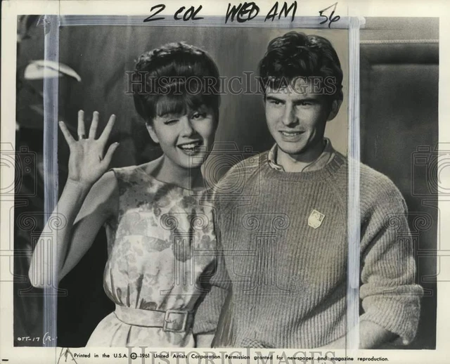 1962 Press Photo Pamela Tiffin with Horst Buchholz in "One, Two, Three"