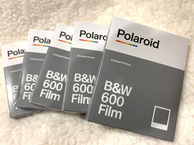 Polaroid Black & White 600 Instant Film (5-Pack, 40 Exposures)