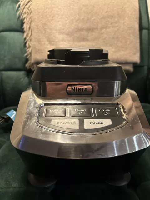 Ninja 1200 Series Blender Model: BL700RC 30- Base Only 1100W TESTED & WORKING