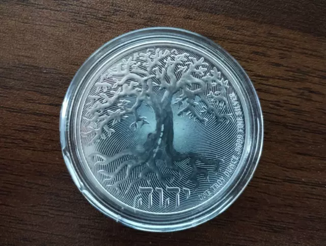 Tree of Life 2018 (First year of issue!) - Niue - 1 oz Silver coin in capsule