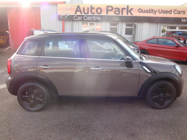 2015 MINI Countryman 2.0 Cooper D 5dr Auto HATCHBACK Diesel Automatic