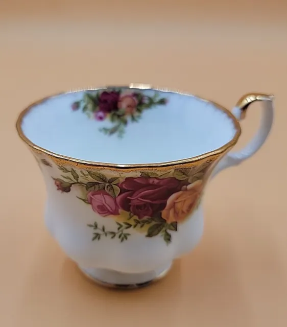 Vintage Royal Albert "Old Country Roses" Tea Cup Bone China Made In England