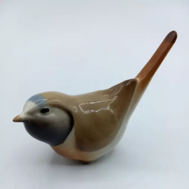 Vintage Ceramic Wren Bird Figurine Made in Russia USSR 4"     S1b